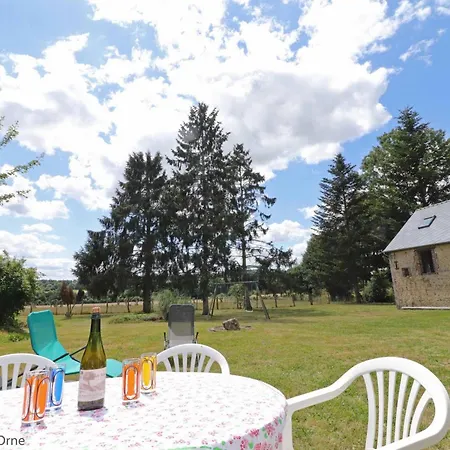 Holiday home Charmante Fermette Avec Jardin Et Animaux Admis Pres De Mortagne Au Perche - Fr-1-497-161 *