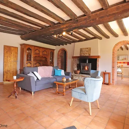 Charmante Fermette Avec Jardin Et Animaux Admis Pres De Mortagne Au Perche - Fr-1-497-161 *