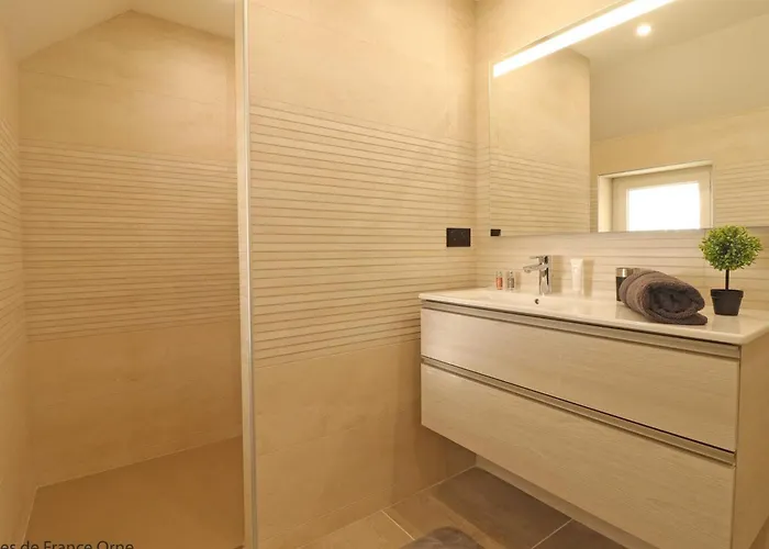 Charmante Fermette Avec Jardin Et Animaux Admis Pres De Mortagne Au Perche - Fr-1-497-161 Vakantiehuis *