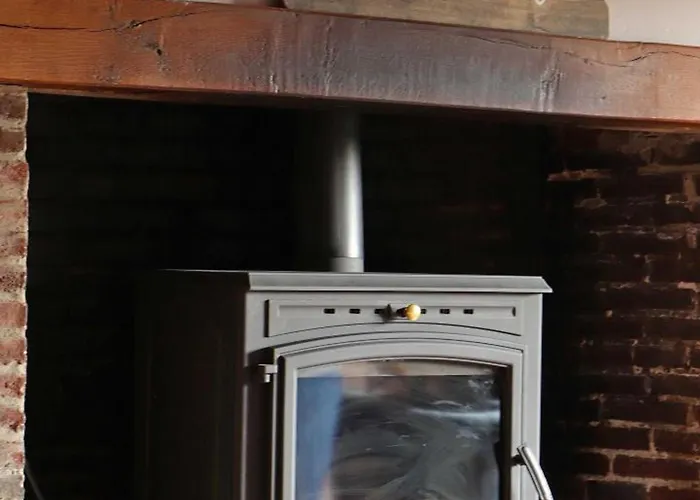 Charmante Fermette Avec Jardin Et Animaux Admis Pres De Mortagne Au Perche - Fr-1-497-161 *