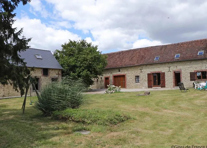 Charmante Fermette Avec Jardin Et Animaux Admis Pres De Mortagne Au Perche - Fr-1-497-161 Vakantiehuis *